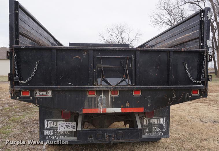 image for item DF1669 2003 International 4300 dump truck