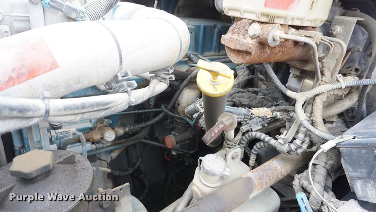 image for item DF1669 2003 International 4300 dump truck