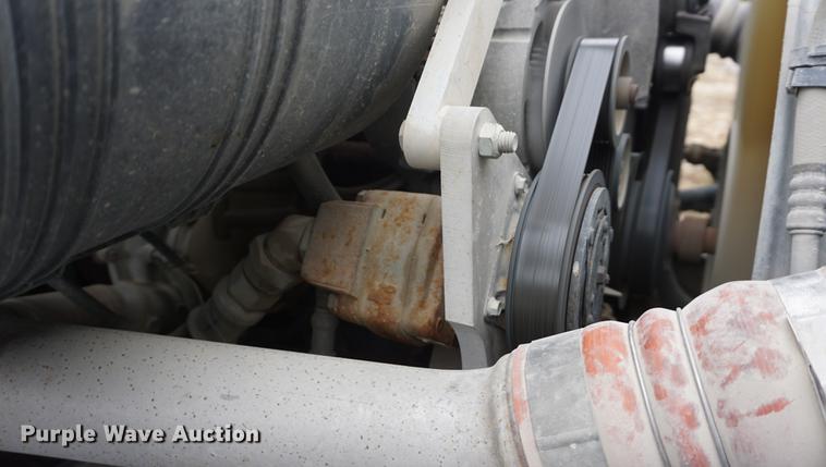 image for item DF1669 2003 International 4300 dump truck
