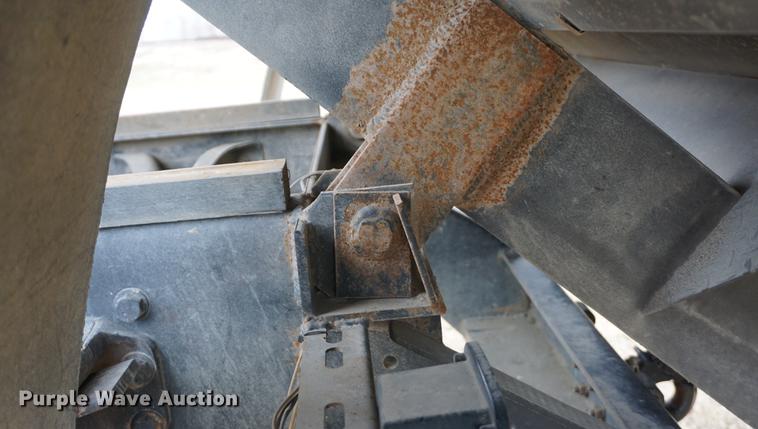 image for item DF1669 2003 International 4300 dump truck