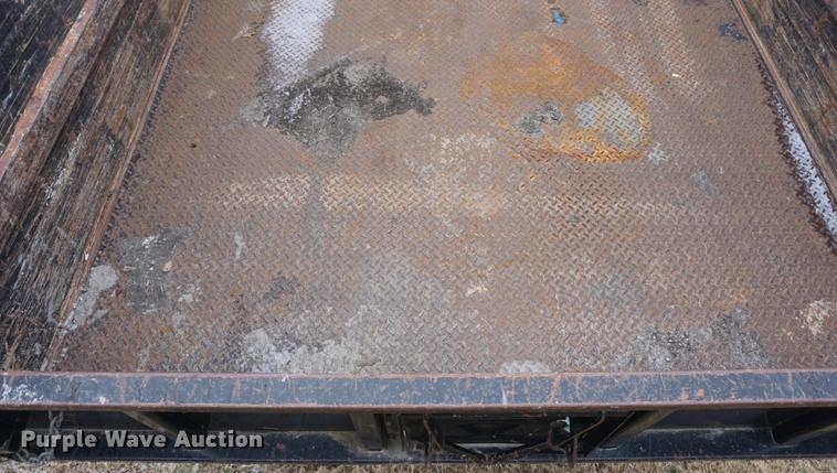 image for item DF1669 2003 International 4300 dump truck