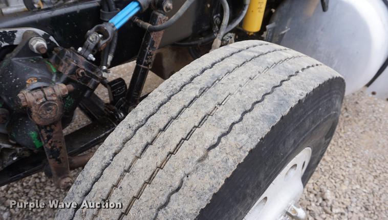 image for item DF1671 1997 Peterbilt 379 semi truck