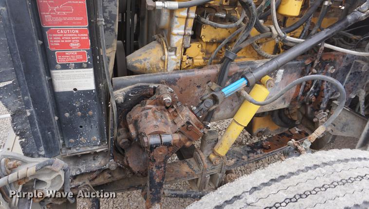 image for item DF1680 1993 Peterbilt 379 semi truck