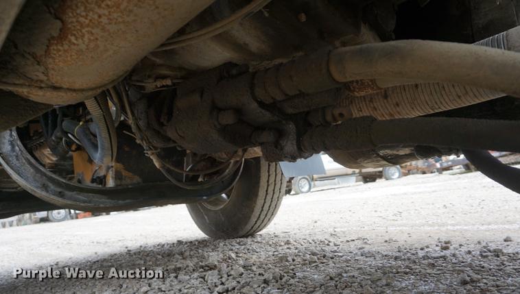 image for item DF1680 1993 Peterbilt 379 semi truck