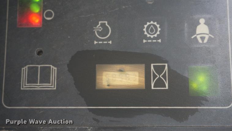 image for item DF1690 1998 Case 95XT skid steer