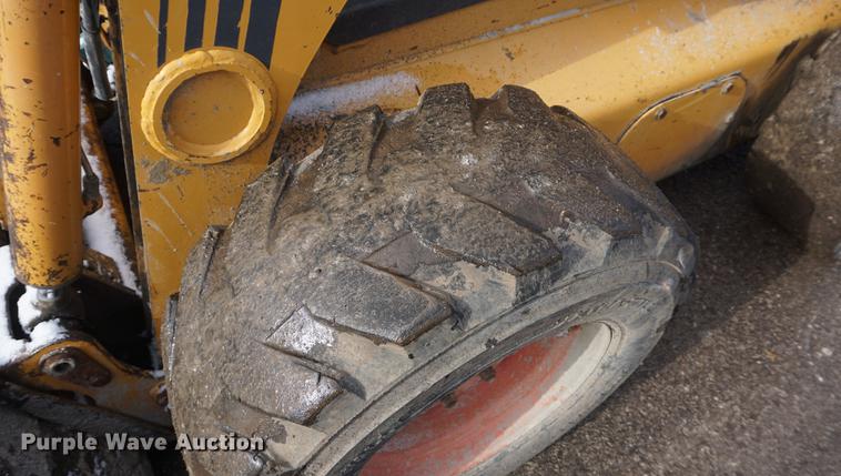 image for item DF1690 1998 Case 95XT skid steer