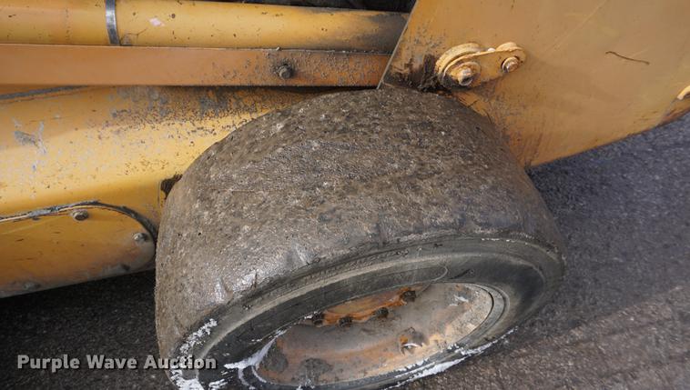 image for item DF1690 1998 Case 95XT skid steer