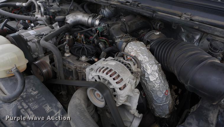 image for item DF1691 2000 Ford F350 Super Duty flat bed pickup truck