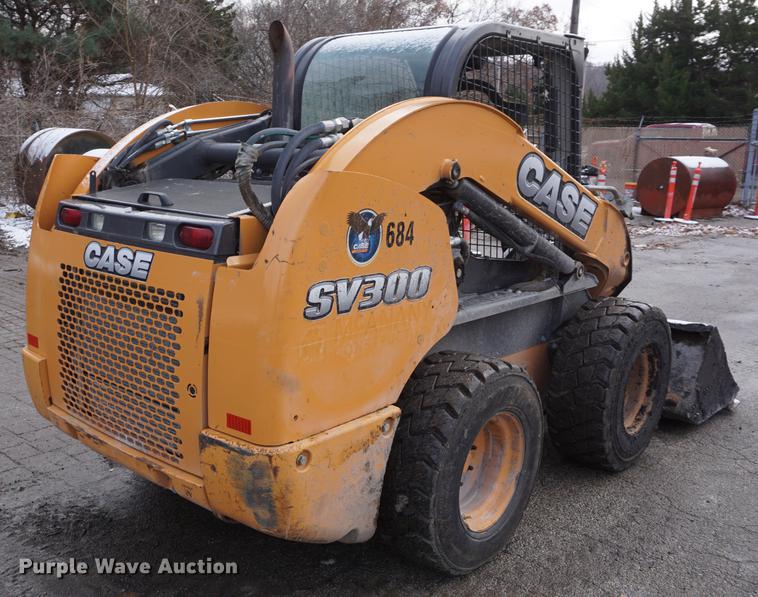image for item DF1692 2013 Case SV300 skid steer