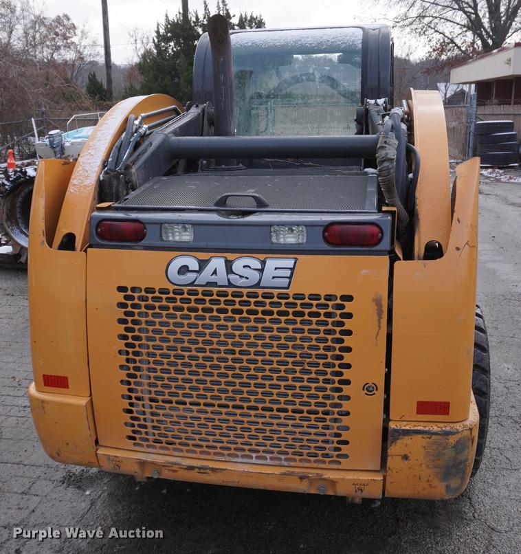 image for item DF1692 2013 Case SV300 skid steer