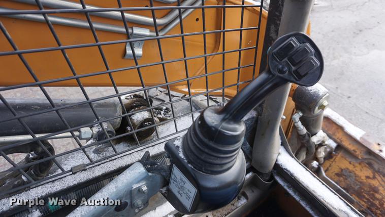 image for item DF1692 2013 Case SV300 skid steer