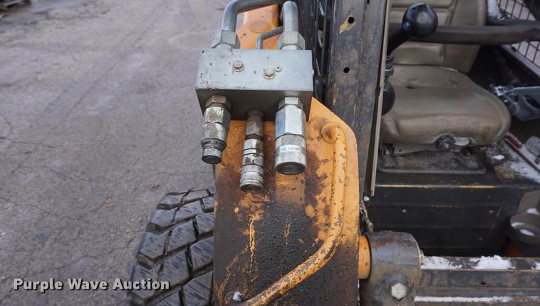 image for item DF1692 2013 Case SV300 skid steer