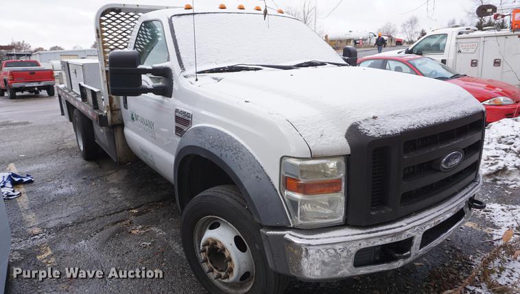 image for item DF1693 2008 Ford F450 Super Duty flat bed truck