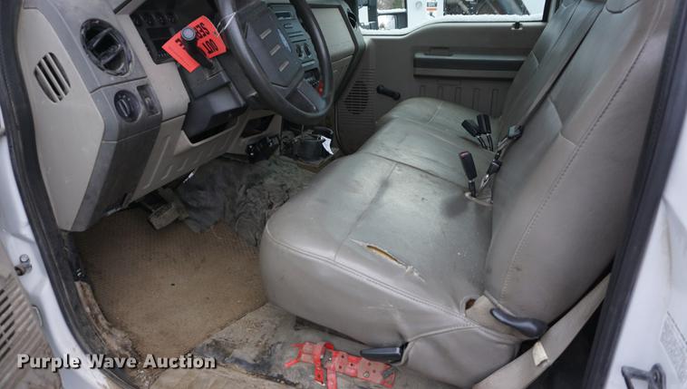 image for item DF1693 2008 Ford F450 Super Duty flat bed truck