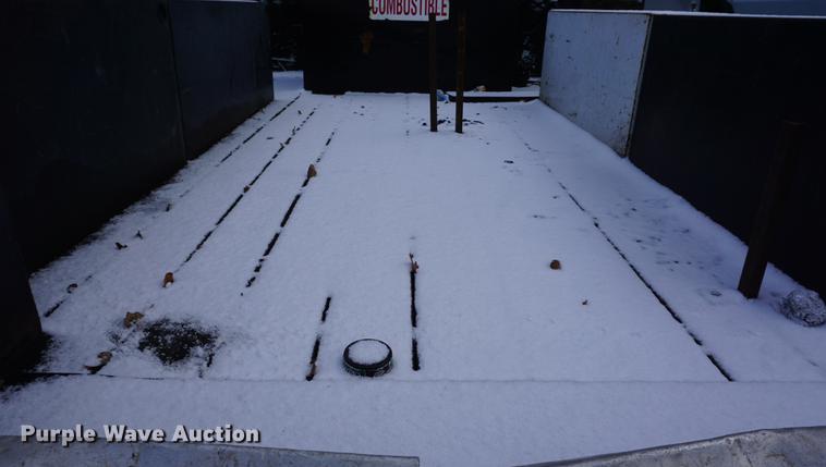 image for item DF1693 2008 Ford F450 Super Duty flat bed truck