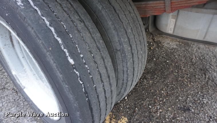 image for item DF1693 2008 Ford F450 Super Duty flat bed truck