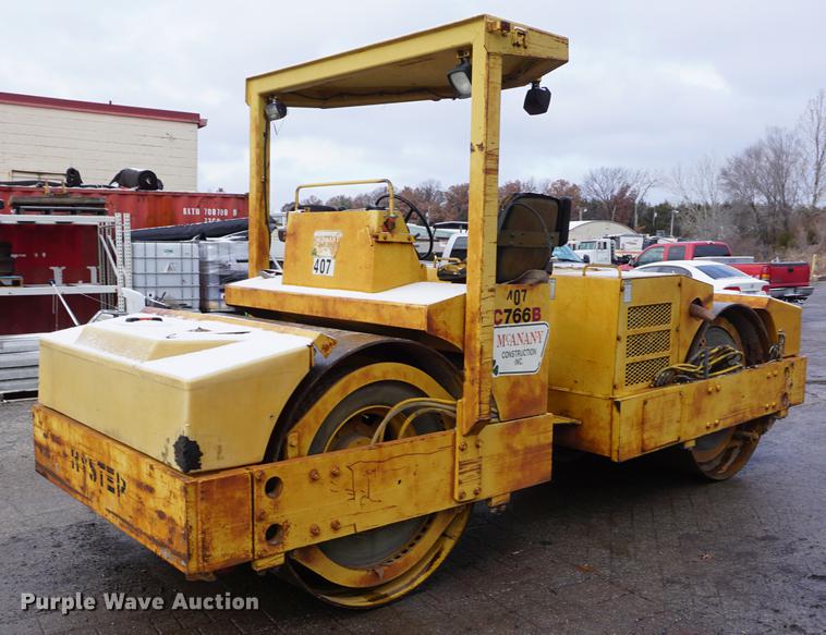 image for item DF1694 Hyster C766B double drum roller