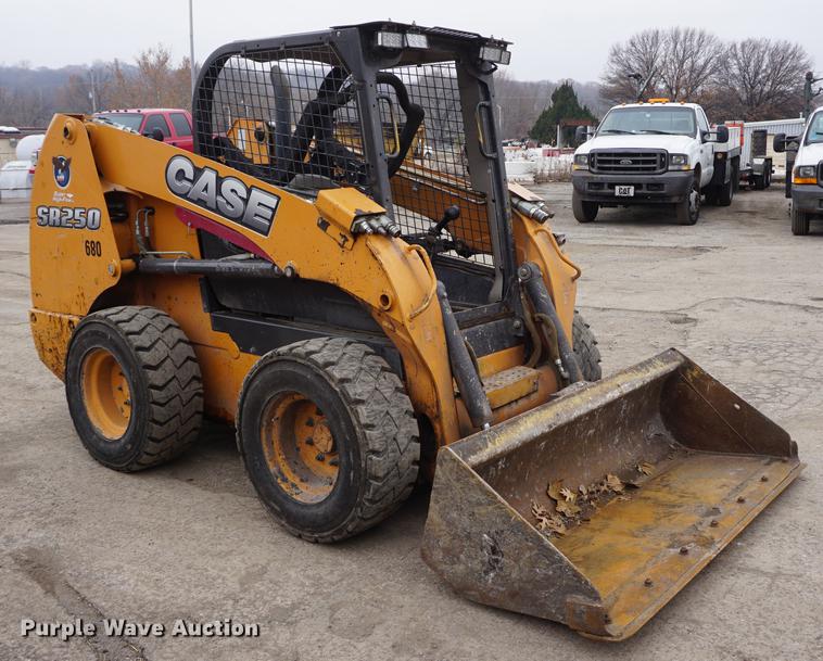 image for item DF1695 2012 Case SR250 skid steer