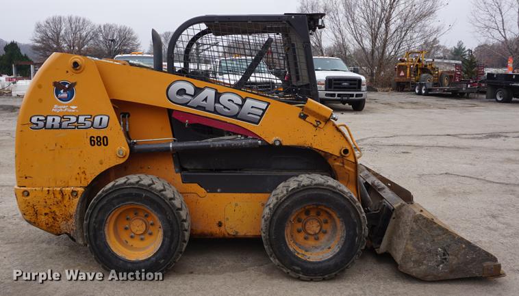 image for item DF1695 2012 Case SR250 skid steer