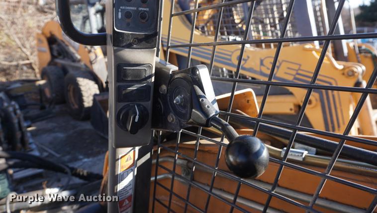 image for item DF1695 2012 Case SR250 skid steer