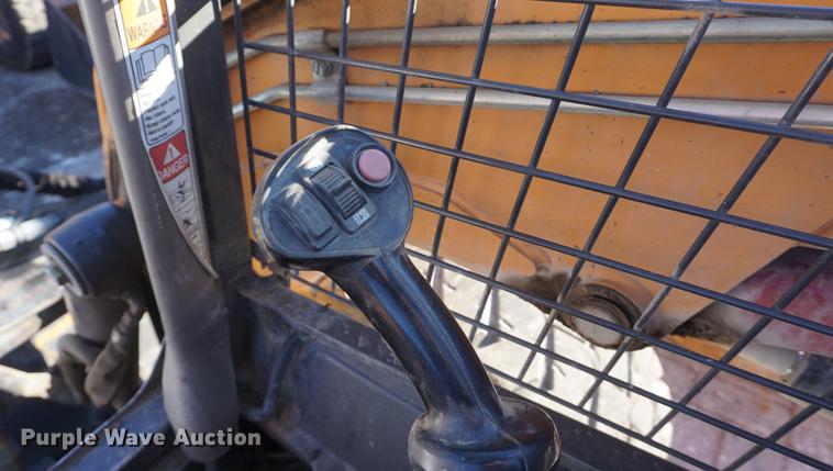 image for item DF1695 2012 Case SR250 skid steer