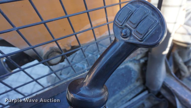 image for item DF1695 2012 Case SR250 skid steer