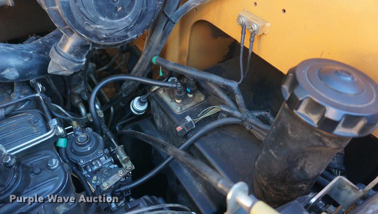 image for item DF1695 2012 Case SR250 skid steer