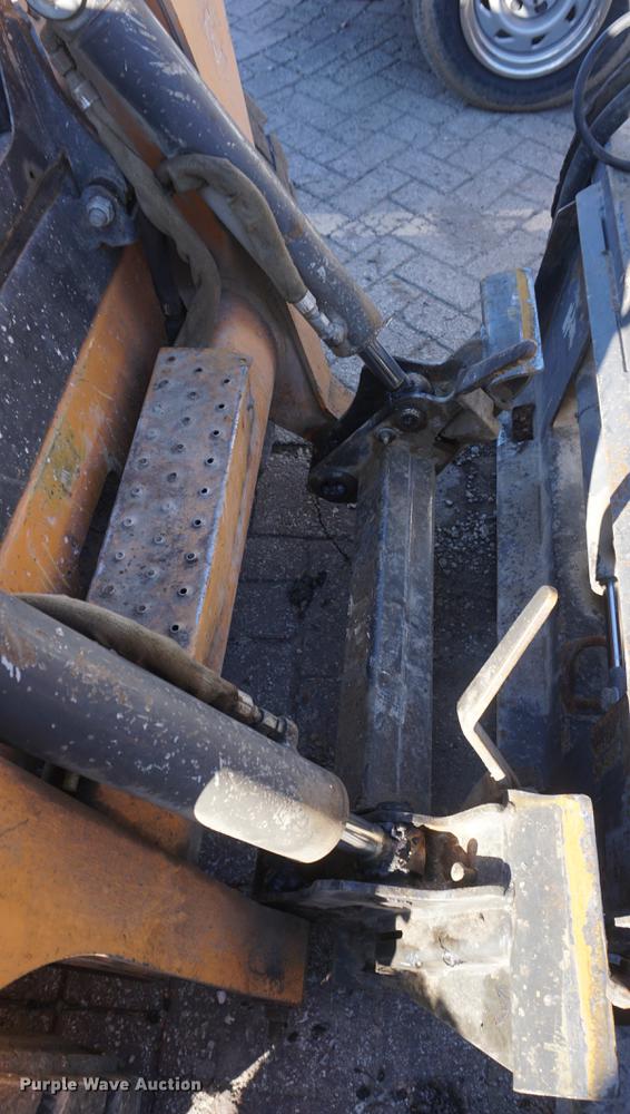 image for item DF1695 2012 Case SR250 skid steer