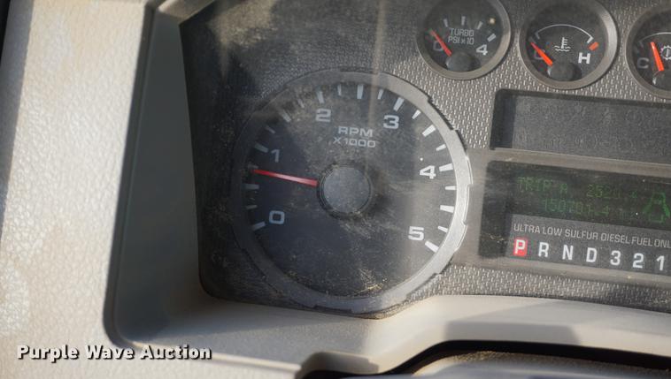 image for item DF1696 2008 Ford F550 Super Duty Crew Cab utility bed truck