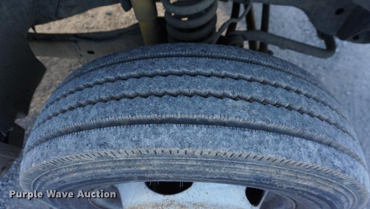 image for item DF1696 2008 Ford F550 Super Duty Crew Cab utility bed truck