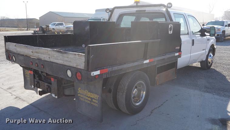 image for item DF1697 2002 Ford F350 Super Duty Crew Cab flat dump bed pickup truck