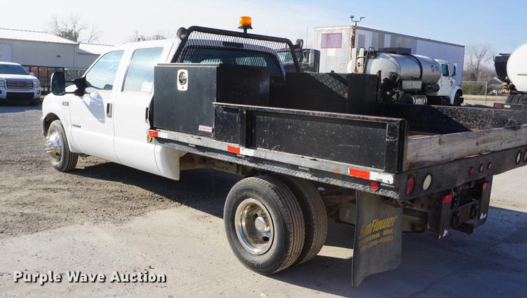 image for item DF1697 2002 Ford F350 Super Duty Crew Cab flat dump bed pickup truck