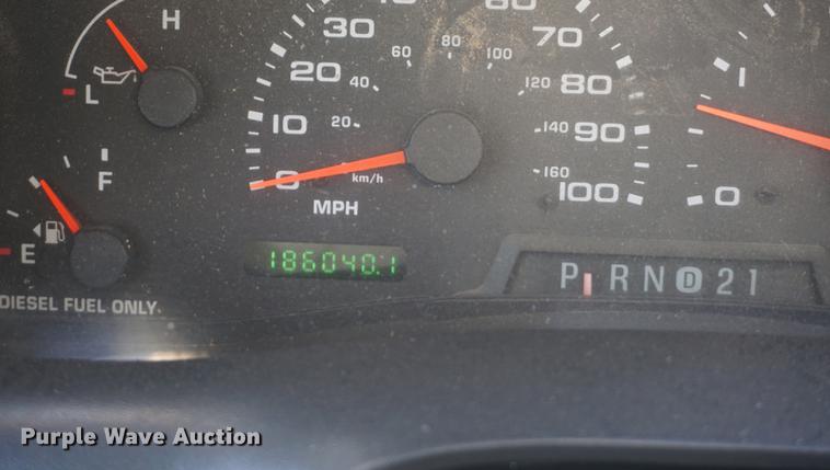 image for item DF1697 2002 Ford F350 Super Duty Crew Cab flat dump bed pickup truck