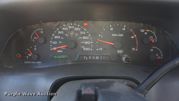 image for item DF1697 2002 Ford F350 Super Duty Crew Cab flat dump bed pickup truck