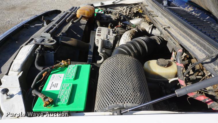 image for item DF1697 2002 Ford F350 Super Duty Crew Cab flat dump bed pickup truck