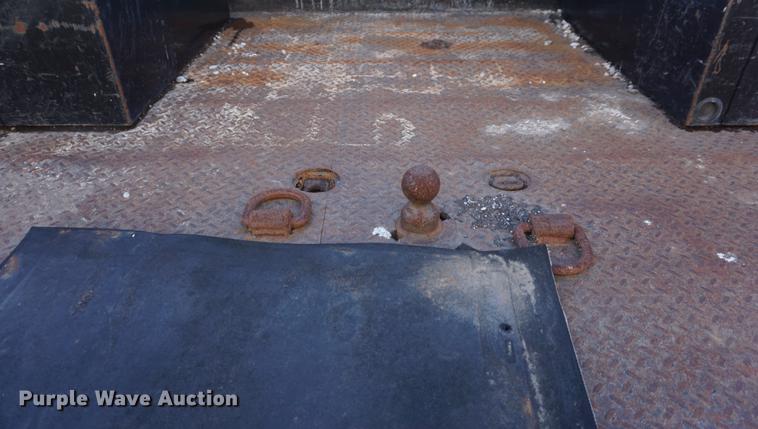 image for item DF1697 2002 Ford F350 Super Duty Crew Cab flat dump bed pickup truck