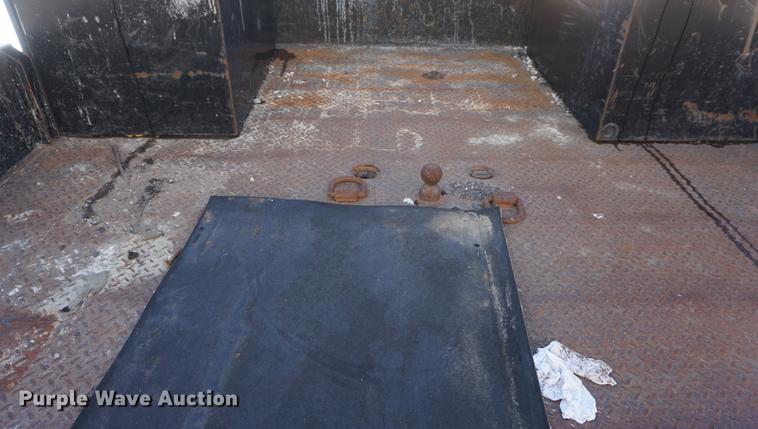 image for item DF1697 2002 Ford F350 Super Duty Crew Cab flat dump bed pickup truck