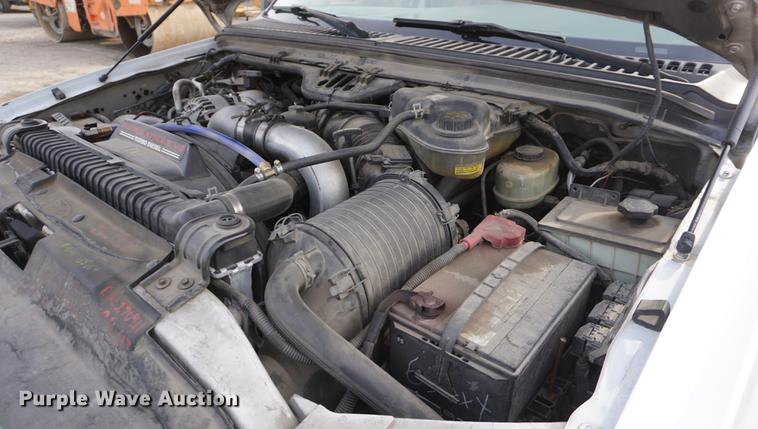 image for item DF1707 2003 Ford F350 Super Duty SuperCab pickup truck