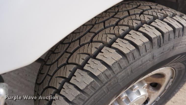 image for item DF1707 2003 Ford F350 Super Duty SuperCab pickup truck