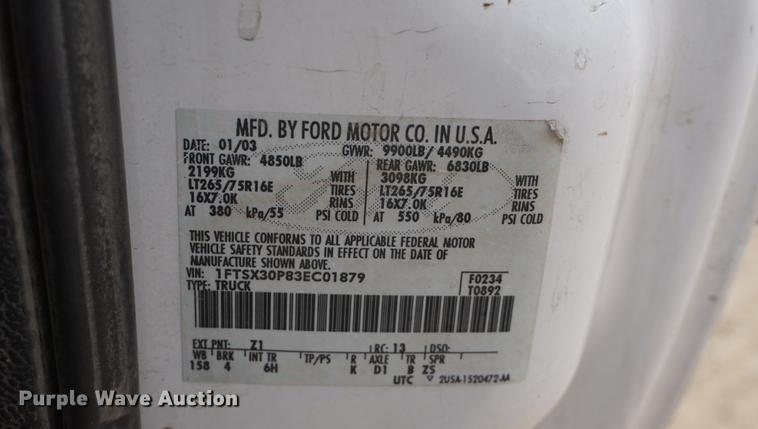 image for item DF1707 2003 Ford F350 Super Duty SuperCab pickup truck