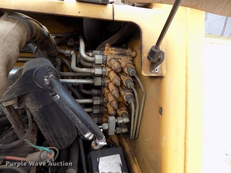 image for item DF2107 2005 ASV RC100 skid steer