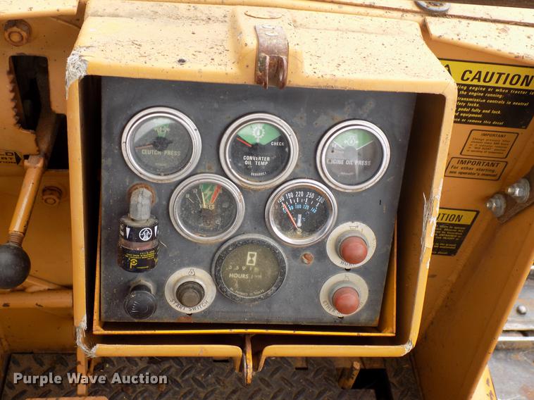 image for item DF2111 1987 Dresser TD8E dozer