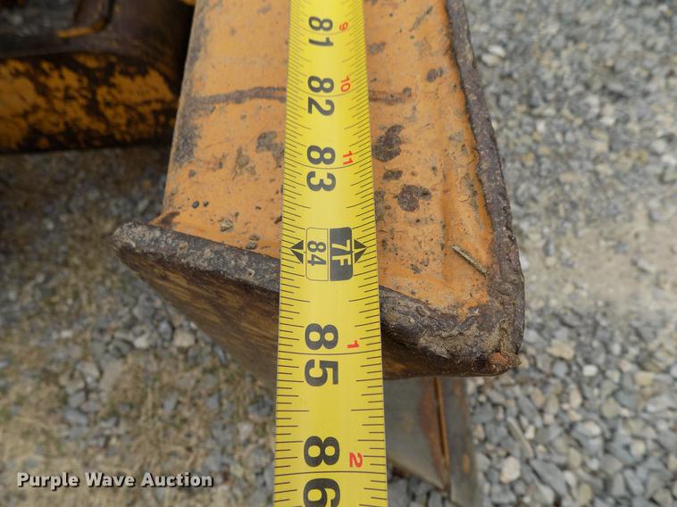 image for item DF2111 1987 Dresser TD8E dozer