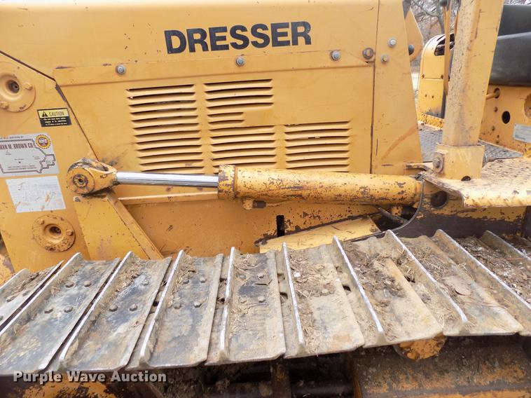 image for item DF2111 1987 Dresser TD8E dozer