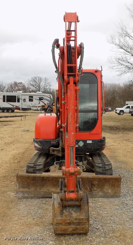 image for item DF2112 Kubota KX121-3 mini excavator