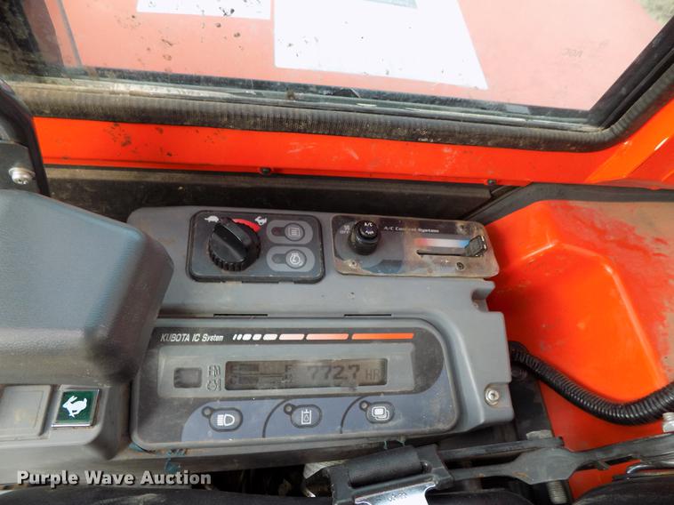 image for item DF2112 Kubota KX121-3 mini excavator