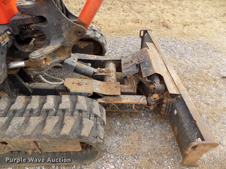 image for item DF2112 Kubota KX121-3 mini excavator