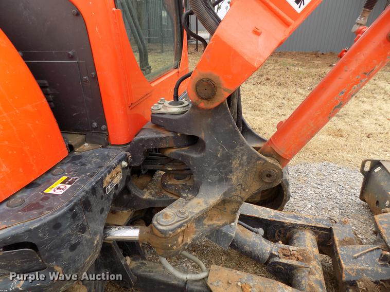 image for item DF2112 Kubota KX121-3 mini excavator
