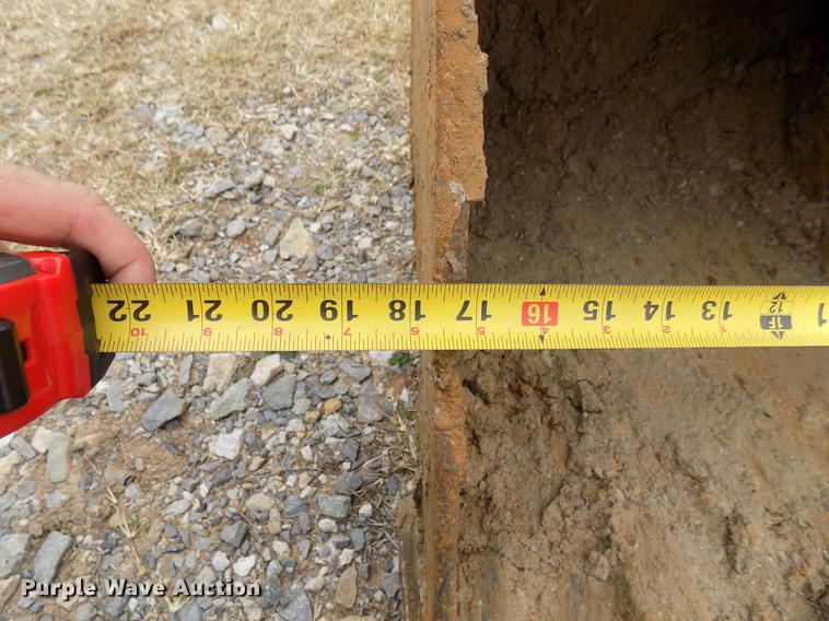 image for item DF2112 Kubota KX121-3 mini excavator