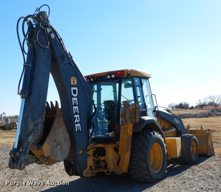 image for item DF2126 2012 John Deere 710K backhoe